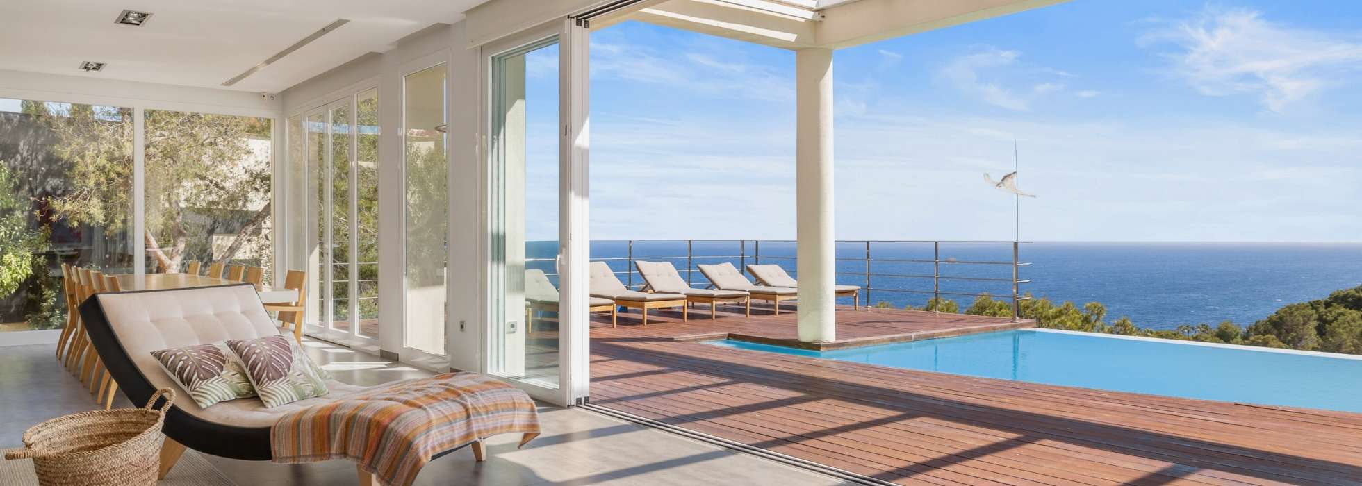 Villa Blue Rock