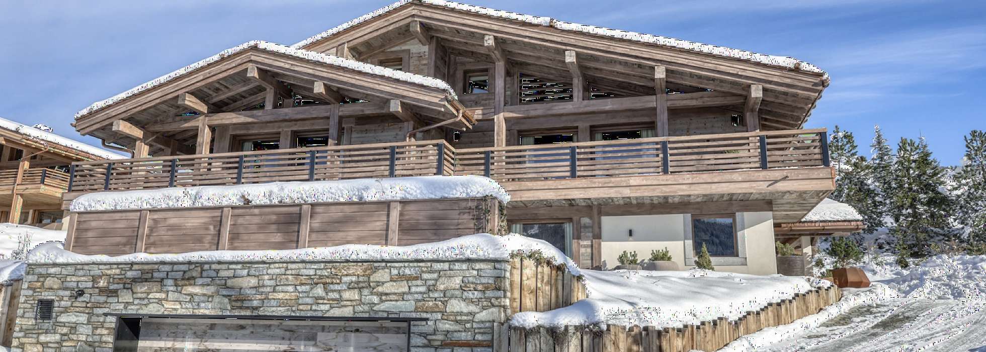 Chalet Snowcat